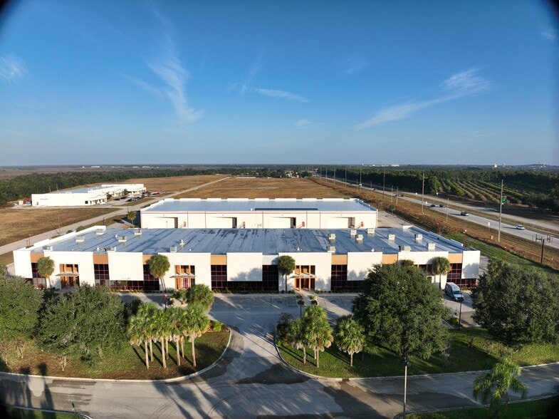 1901 Longleaf Blvd, Lake Wales, FL for sale - Building Photo - Image 3 of 15