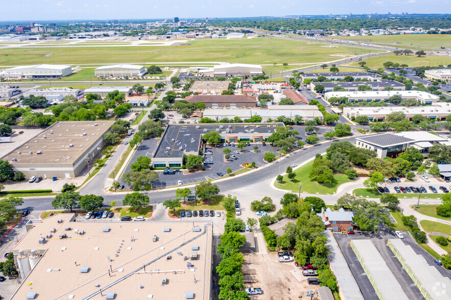 814 Arion Pky, San Antonio, TX for lease - Aerial - Image 3 of 19