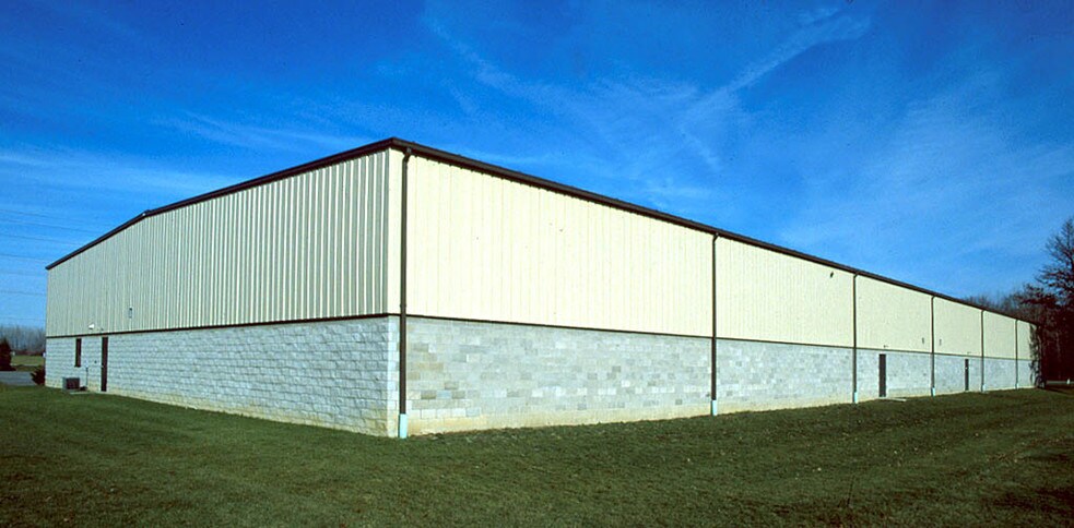 4637 Poth Rd, Columbus, OH for sale - Building Photo - Image 1 of 1