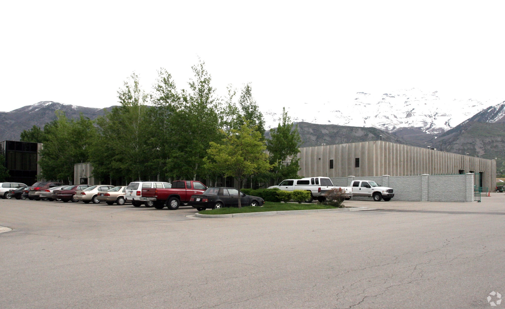 786 N Geneva Rd, Lindon, UT for lease Building Photo- Image 1 of 4