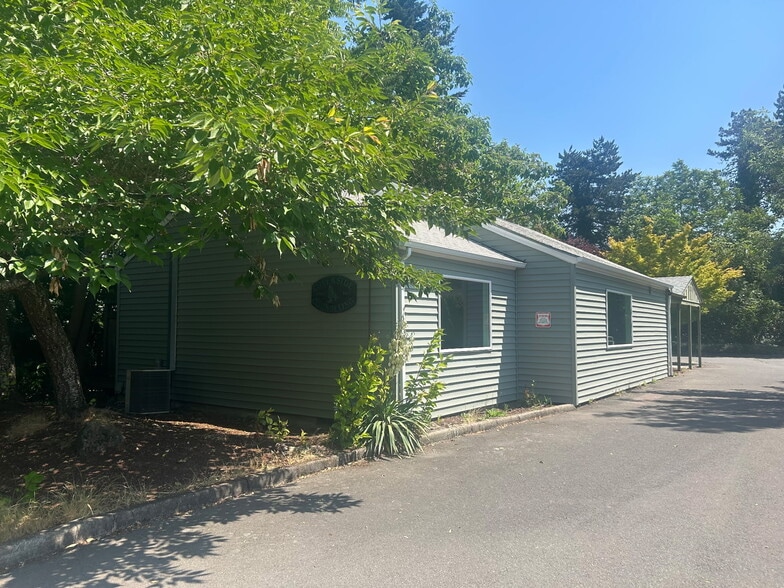 2596 12th Pl SE, Salem, OR for sale - Building Photo - Image 1 of 21