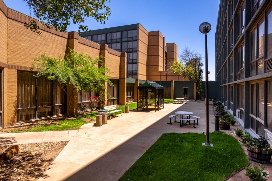 801 Avenue Q, Lubbock, TX for sale - Building Photo - Image 3 of 19