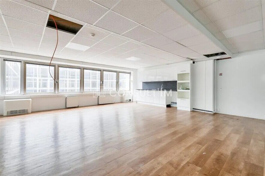 Office in Malakoff for sale - Building Photo - Image 3 of 9