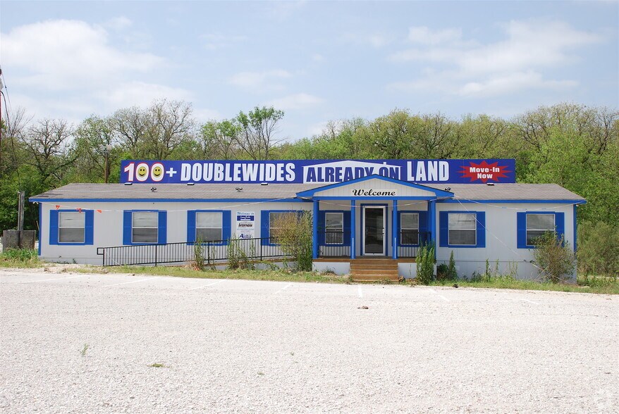 9001 Jacksboro Hwy, Fort Worth, TX for sale - Primary Photo - Image 1 of 1