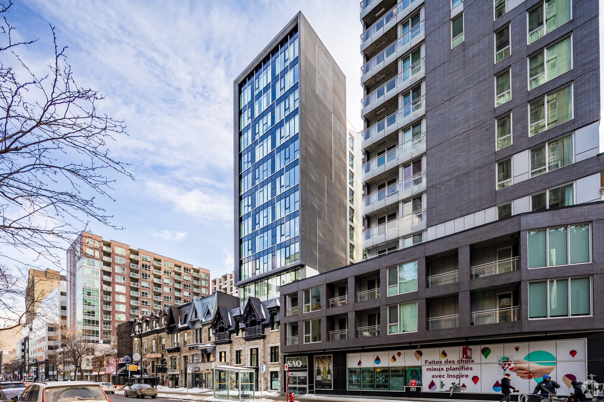 2190-2198 Rue Sainte-Catherine O, Montréal, QC for sale Primary Photo- Image 1 of 1