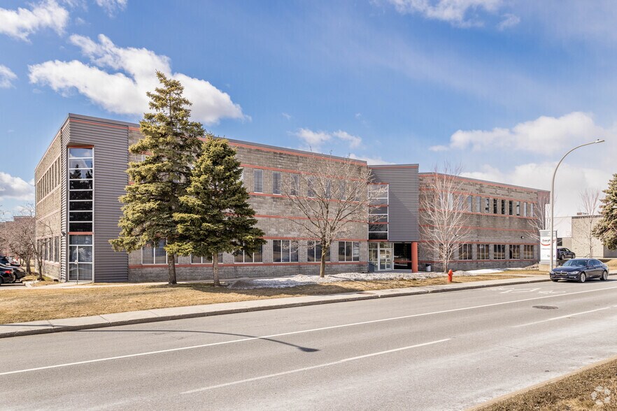 54005500 Boul Thimens, SaintLaurent, QC H4R 2K9 54005500 Thimens