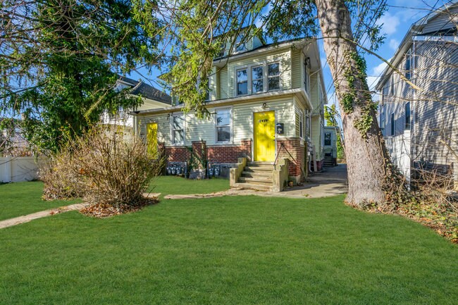 1657 Pennington Rd, Ewing, NJ for sale Primary Photo- Image 1 of 1