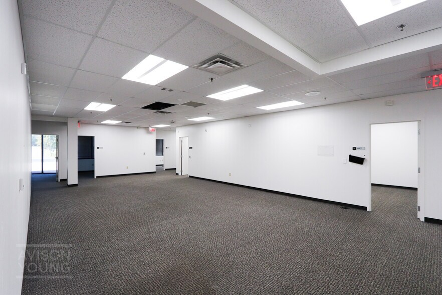 3860 Forest Hill Irene Rd, Memphis, TN for lease - Building Photo - Image 1 of 14