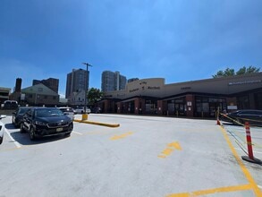 1638-1642 Schlosser St, Fort Lee, NJ for lease Building Photo- Image 2 of 3