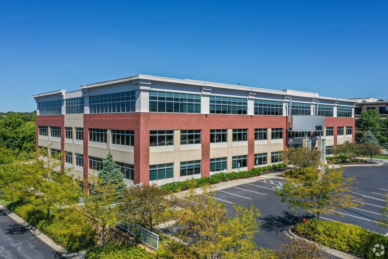 15950 W Dodge Rd, Omaha, NE for lease Primary Photo- Image 1 of 30