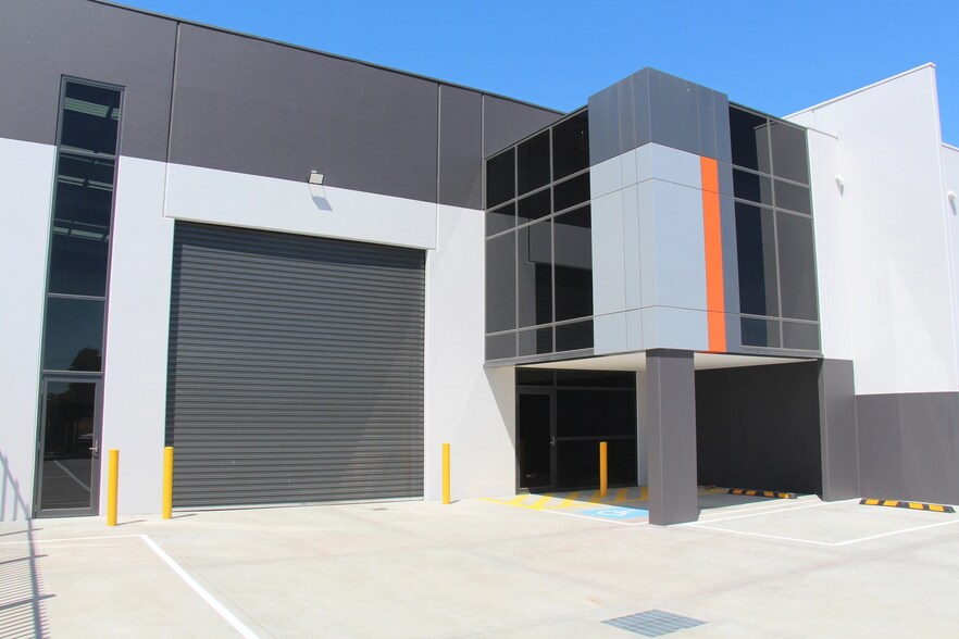 75 Trafalgar Rd, Epping for lease - Building Photo - Image 2 of 2