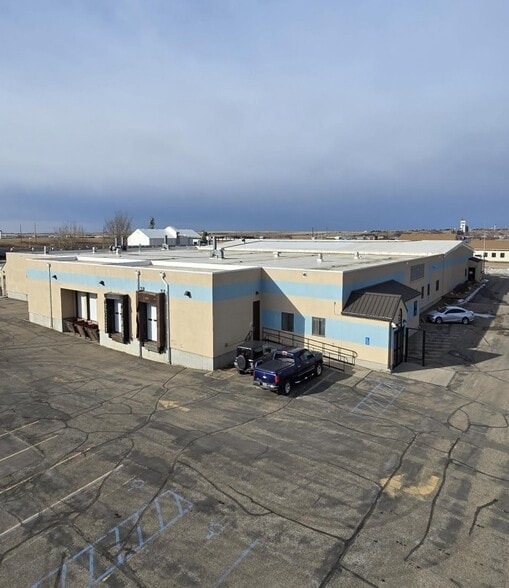 601 Main St, New Town, ND for lease - Building Photo - Image 1 of 19