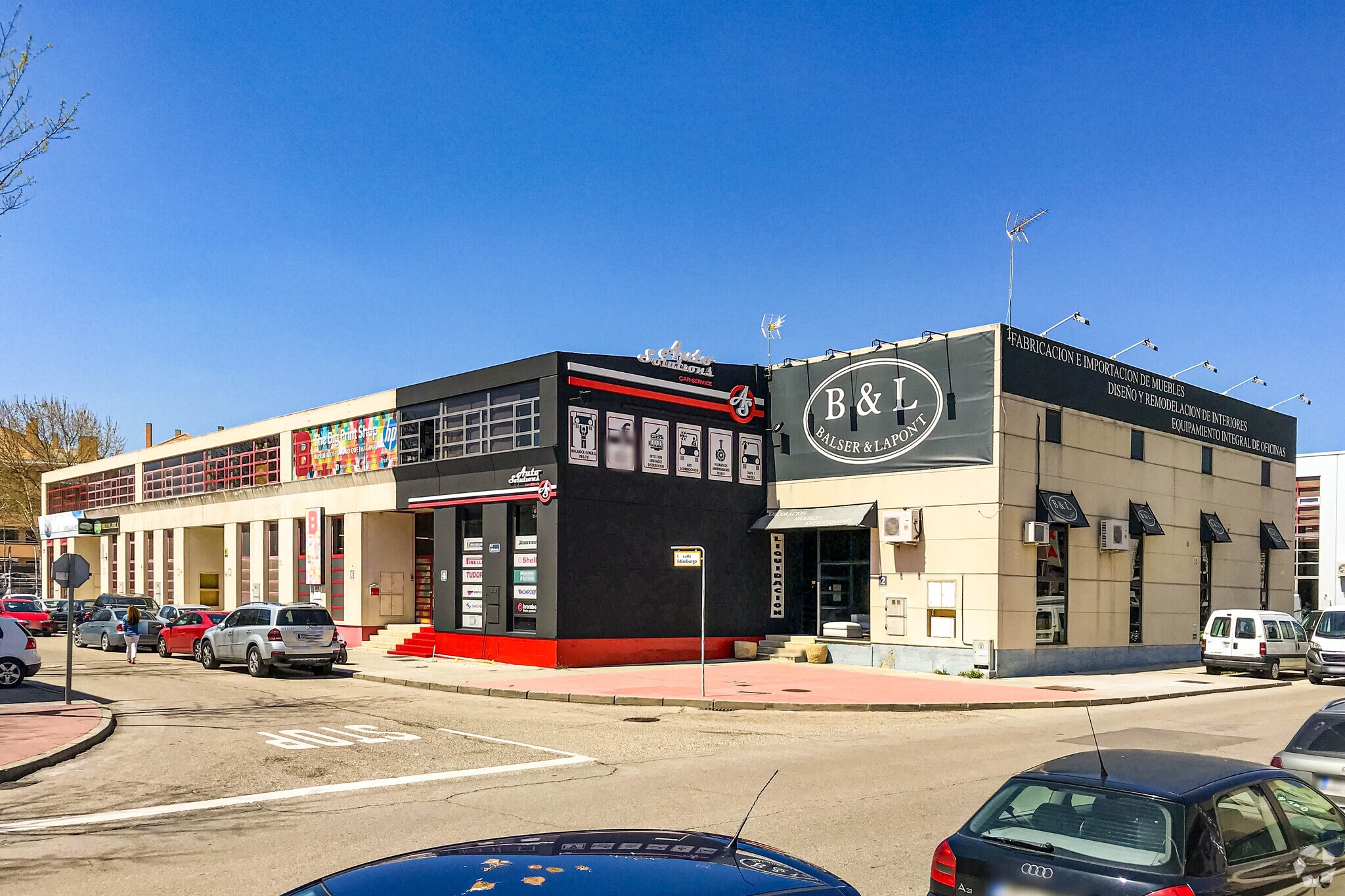 Calle Belgrado, 67, Las Rozas de Madrid, Madrid for sale Primary Photo- Image 1 of 3