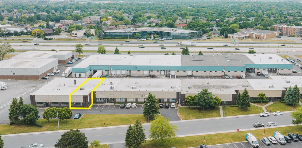 340-380 Rue Isabey, Montréal, QC for lease - Building Photo - Image 3 of 19