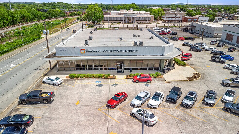 124 3rd St, Macon-Bibb, GA for sale - Building Photo - Image 3 of 8