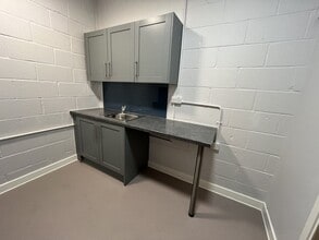 Jeffreys Rd, Enfield for lease Interior Photo- Image 1 of 5