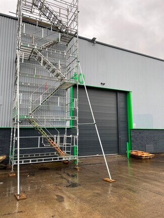More details for 37-44 Potters Ln, Milton Keynes - Industrial for Lease