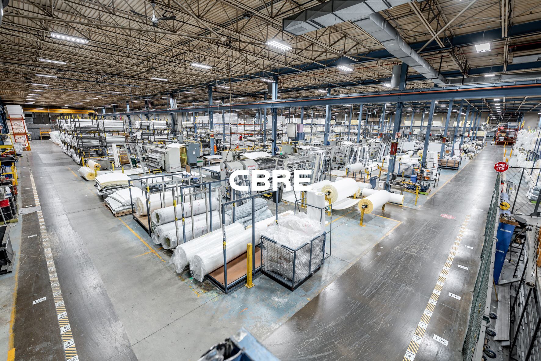 17400 Rte Transcanadienne, Kirkland, QC H9J 2M5 Industrial for Lease