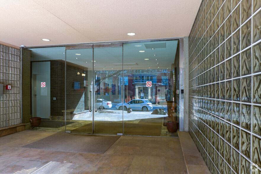 124 Merton St, Toronto, ON for lease - Building Photo - Image 3 of 5