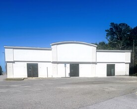 2550 Gulf Breeze Pky, Gulf Breeze, FL for lease Building Photo- Image 2 of 15