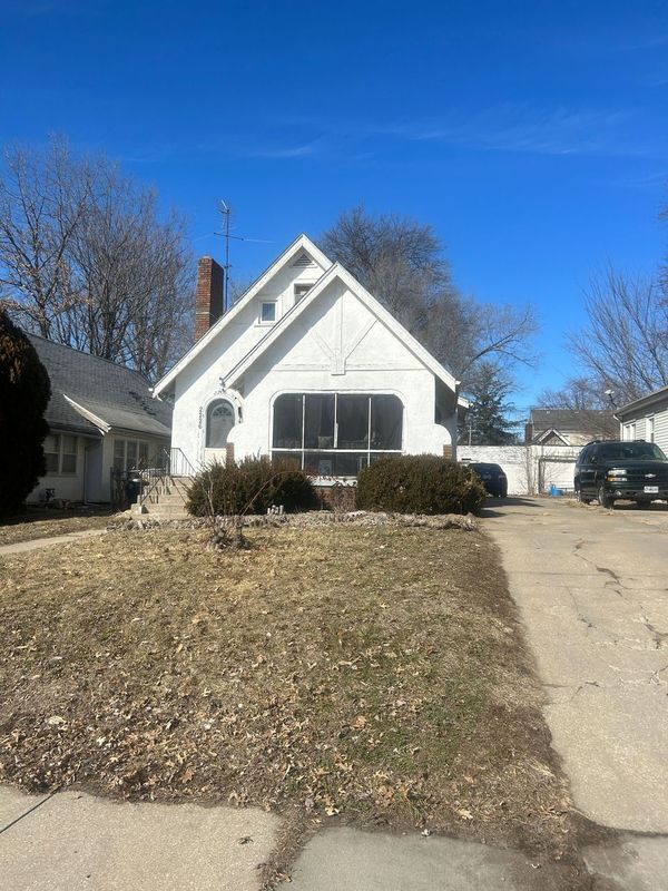 2226 E 67th Ter, Kansas City, MO for sale Primary Photo- Image 1 of 2