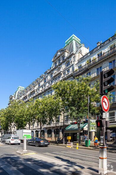 Office in 14-16 Boulevard Poissonnière, Paris for lease - Building Photo - Image 2 of 9