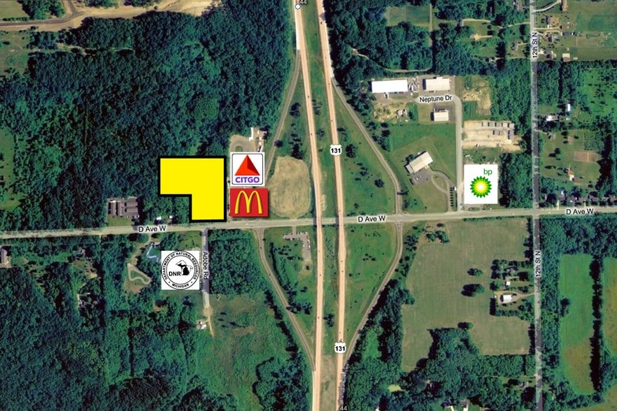 5510 W D Ave, Kalamazoo, MI for sale - Primary Photo - Image 1 of 3