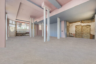 242 Plumstead High St, London for lease Interior Photo- Image 2 of 10