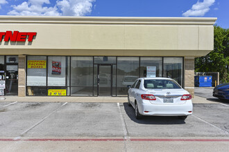 1105 W Pipeline Rd, Hurst, TX for lease Building Photo- Image 1 of 3