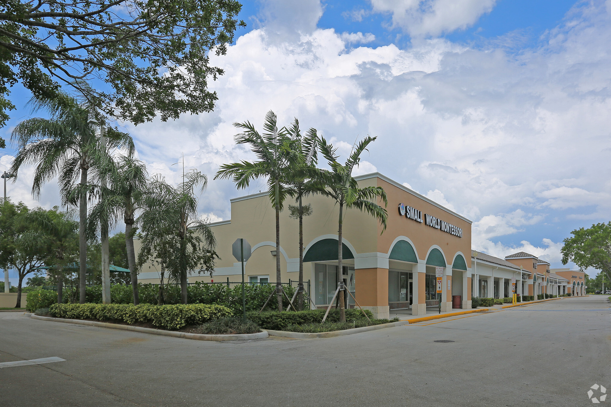 18401-18485 Miramar Pky, Miramar, FL 33029 - Shops at Sunset Lakes ...