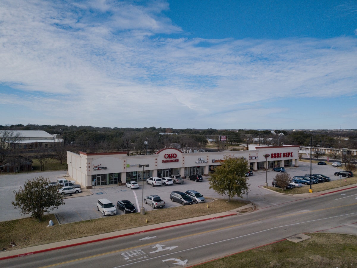 1708 Central Texas Expy, Lampasas, TX 76550