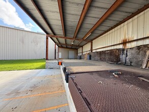 904 Geneva St, Opelika, AL for lease Building Photo- Image 2 of 13