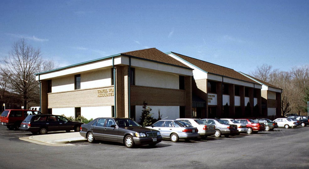 11870-11872 Sunrise Valley Dr, Reston, VA for lease - Building Photo - Image 3 of 7