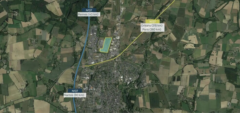 Industrial in Bain-de-Bretagne for lease - Building Photo - Image 2 of 12