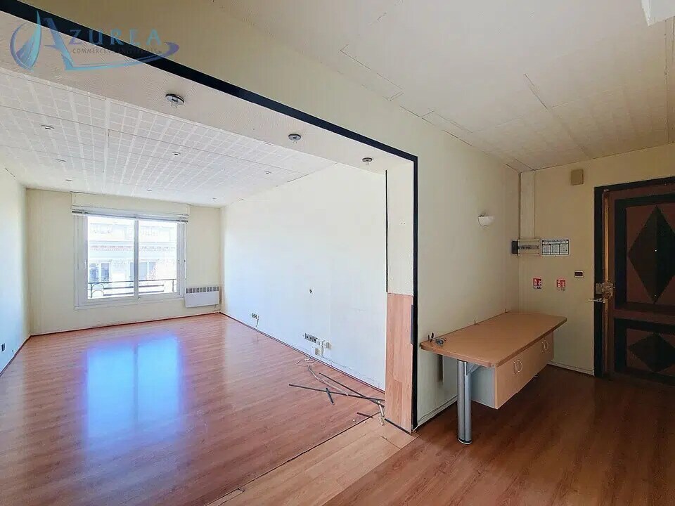 Office in Nice for lease Interior Photo- Image 1 of 10