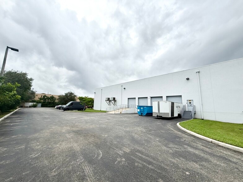 1440 SW 28th Ave, Pompano Beach, FL for sale - Building Photo - Image 3 of 39