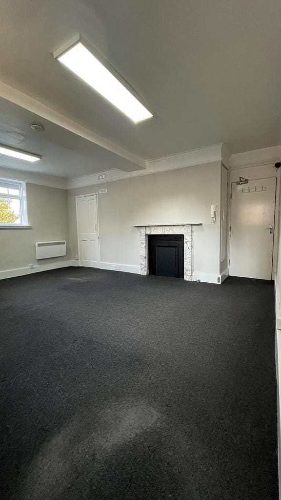 28 Broad St, Wokingham for lease Interior Photo- Image 1 of 2