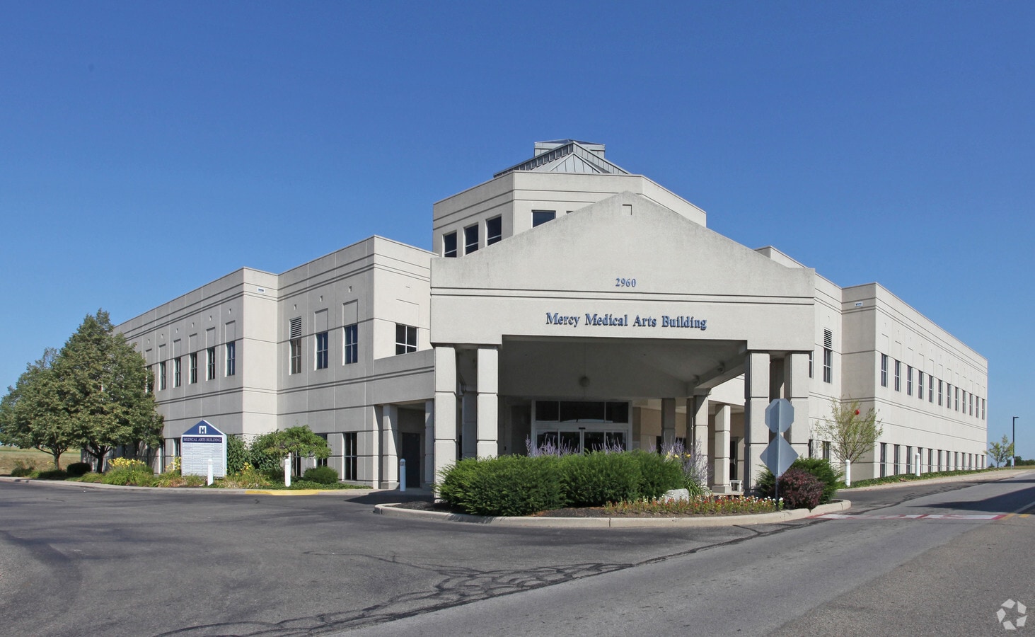 2960 Mack Rd, Fairfield, OH 45014