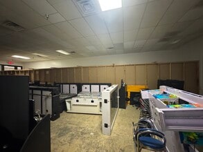 1600 W Howard Ave, Tarboro, NC for lease Interior Photo- Image 2 of 7