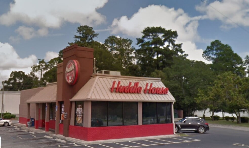 401 Vetrans Parkway E Byp SE, Moultrie, GA for sale - Building Photo - Image 2 of 5