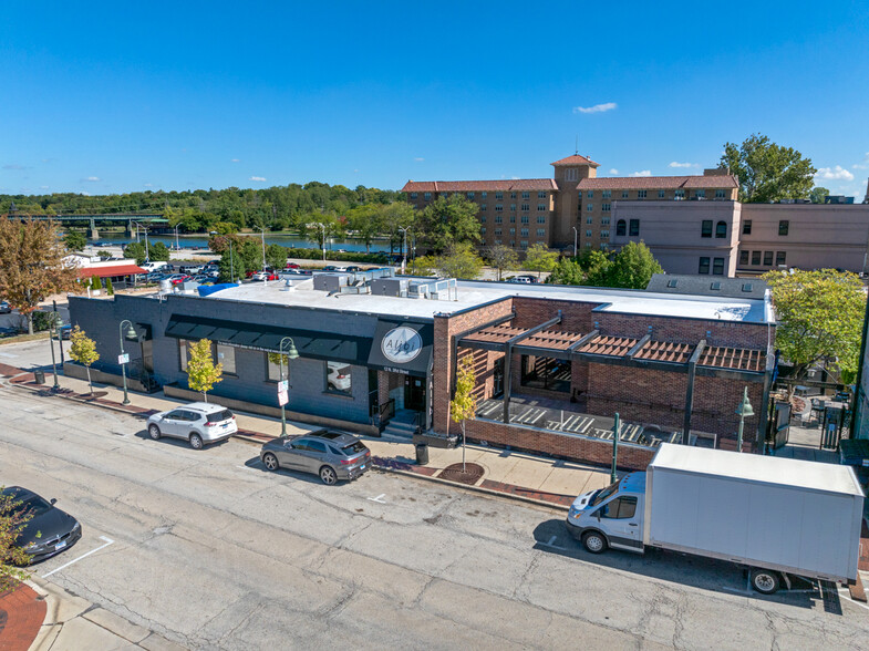 12 N 3rd St, St Charles, IL for sale - Building Photo - Image 3 of 12