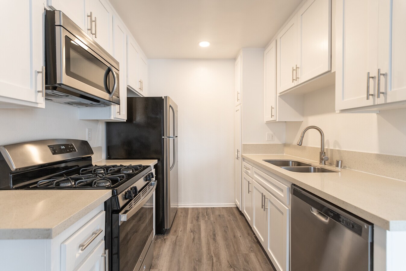 701711 N Hollywood Way, Burbank, CA 91505 Multifamily for Sale