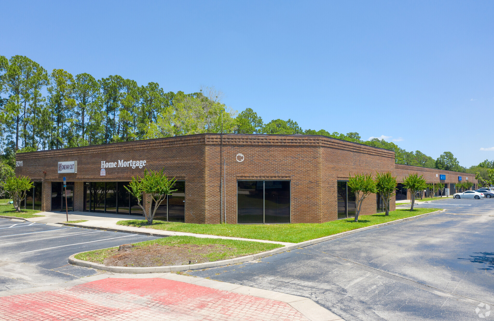 8011 Philips Hwy, Jacksonville, FL for sale Building Photo- Image 1 of 1