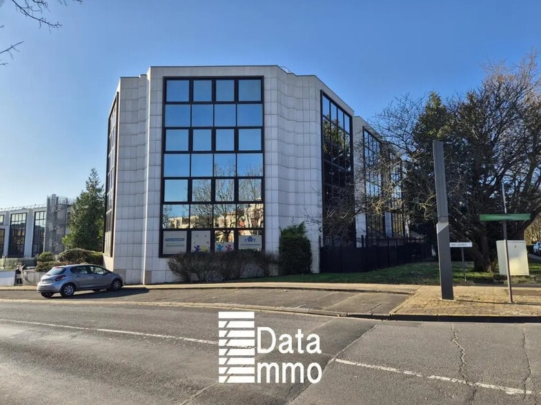 7 Mail Barthelemy Thimonnier, Lognes for lease - Building Photo - Image 2 of 16