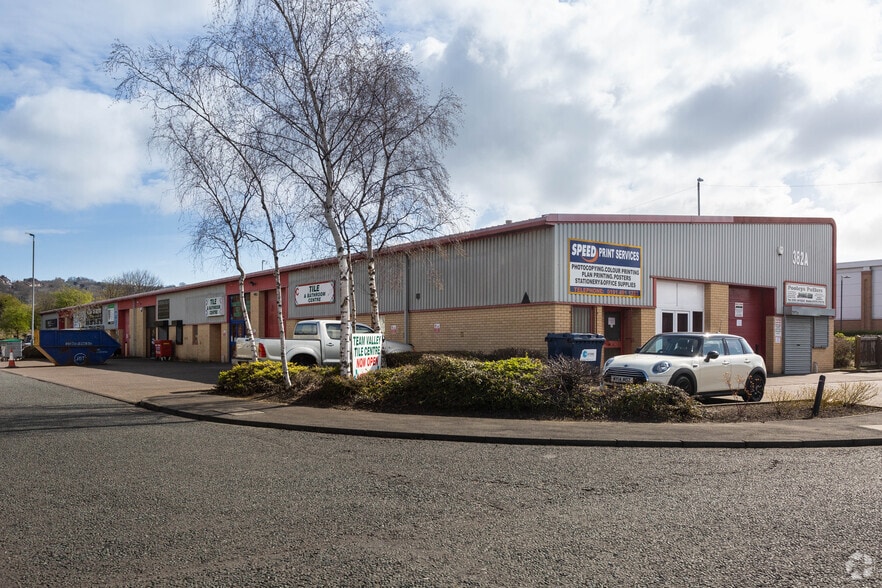 Jedburgh Ct, Gateshead for lease - Building Photo - Image 2 of 2