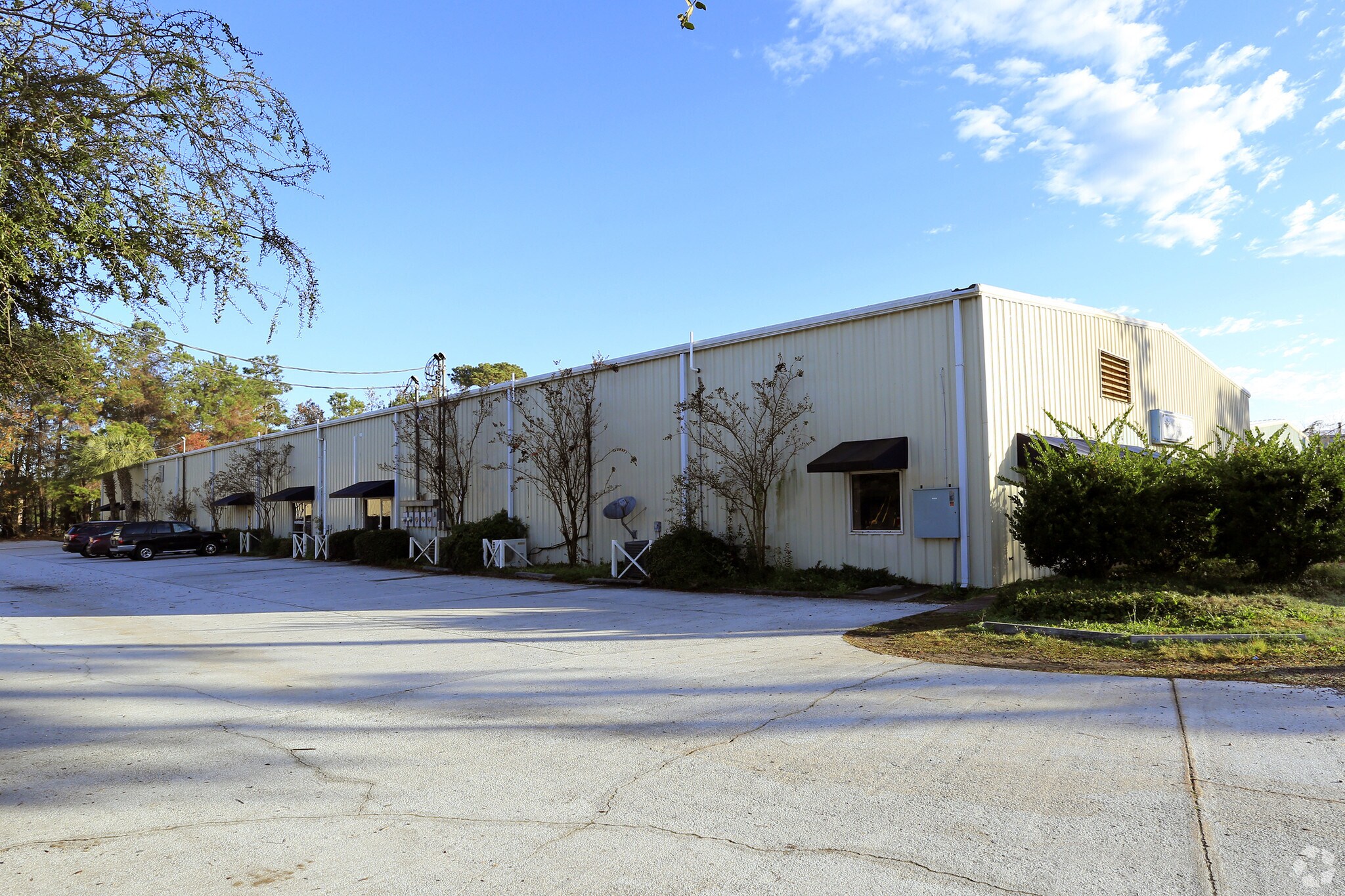 455 Long Point Rd, Mount Pleasant, SC for sale Primary Photo- Image 1 of 1