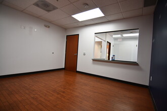 1513 S Grand Ave, Los Angeles, CA for lease Interior Photo- Image 2 of 14