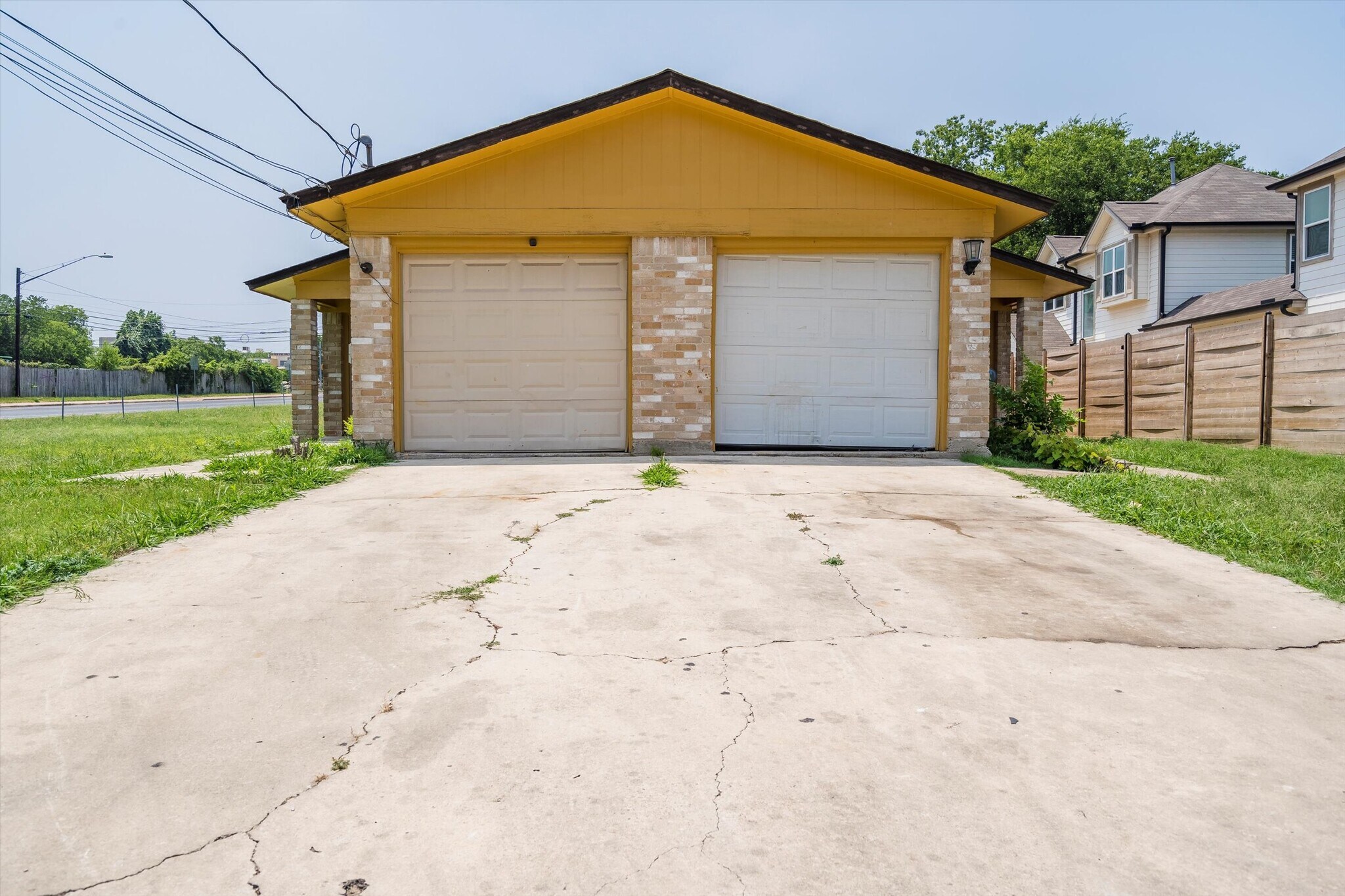 7202 Carver Ave, Austin, TX for sale Primary Photo- Image 1 of 1