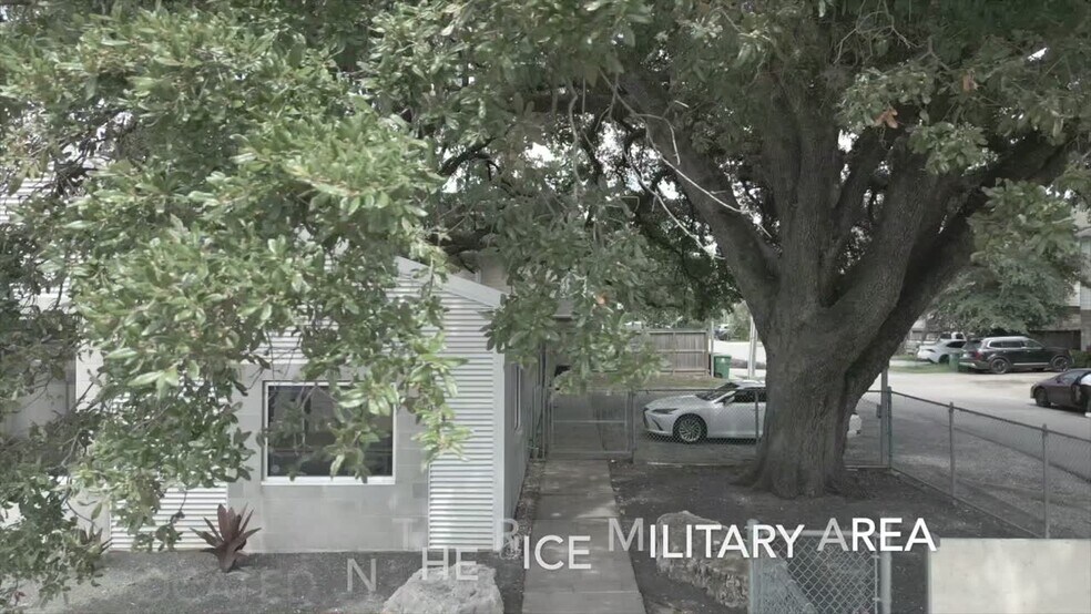 330 TC Jester Blvd, Houston, TX 77007 Specialty for Sale