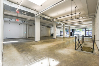 294-296 Grand St, New York, NY for lease Interior Photo- Image 2 of 4